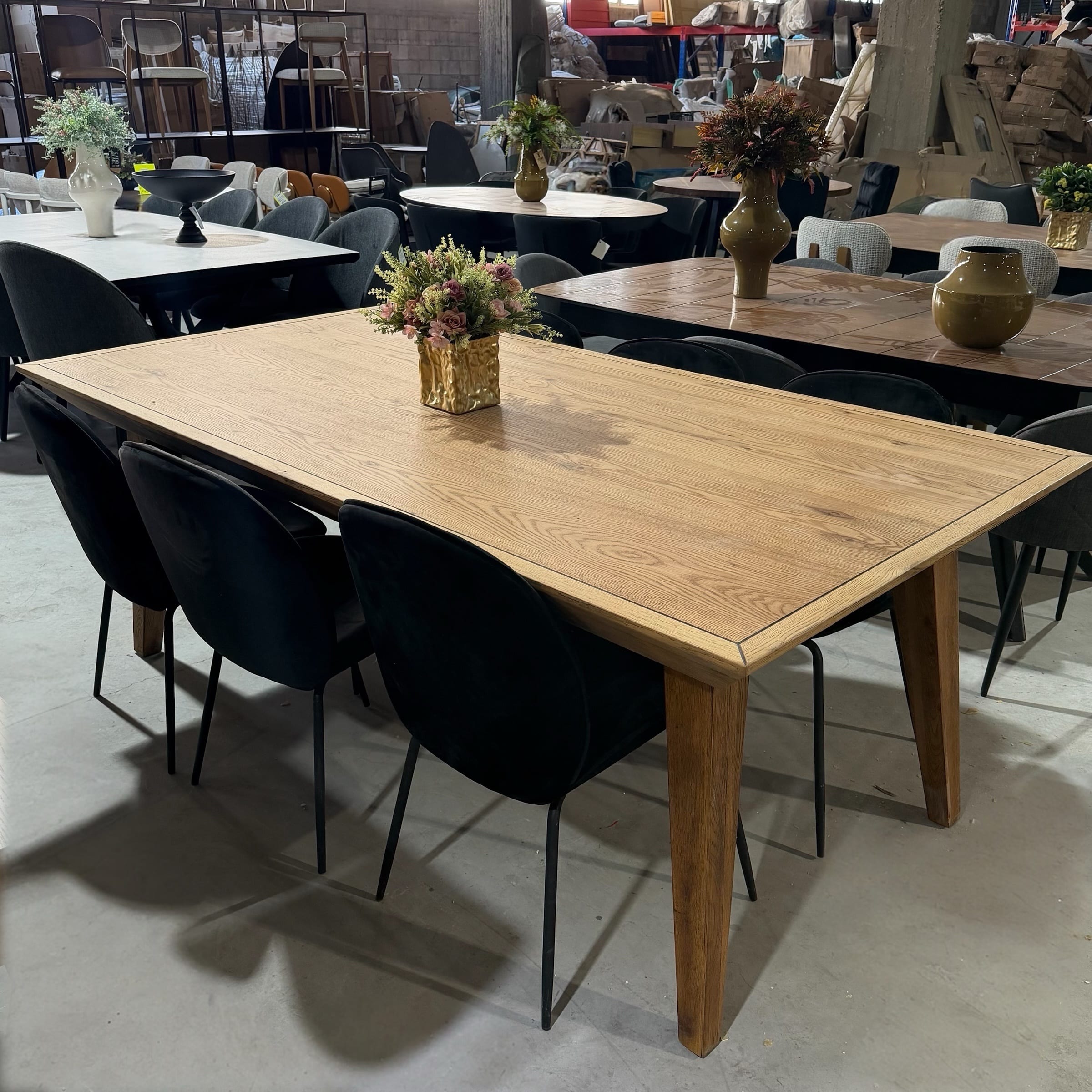 פינת אוכל מעוצבת גפטו מלבנית אלון מושחר עץ מלא - חיסול מלאי!!