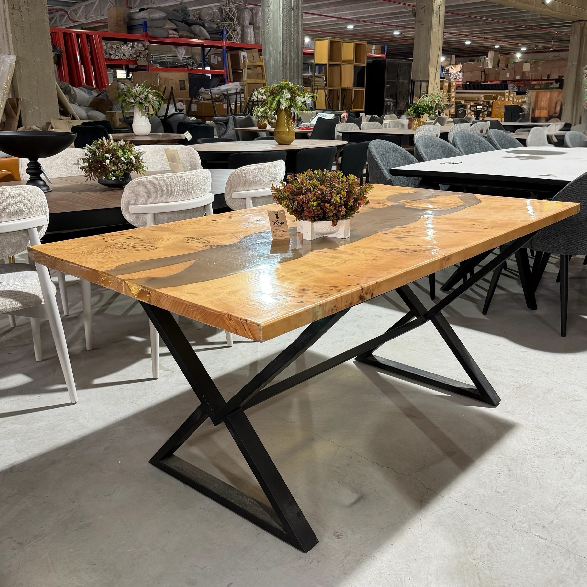 שולחן אוכל מעוצב גזע אפוקסי 170/93 - חיסול עודפים!