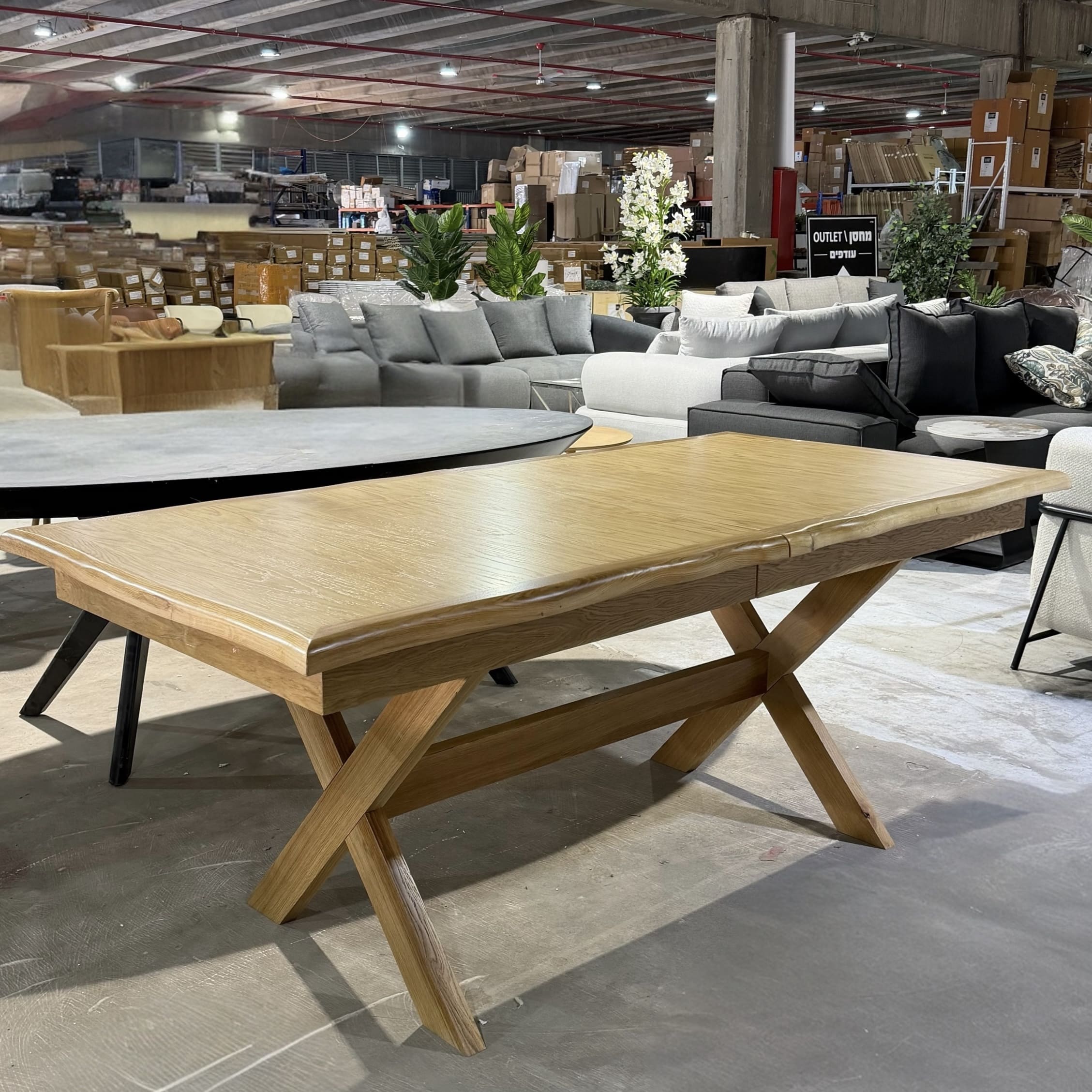 שולחן אוכל דגם אביב פלטה ורגל אלון קנט גזום - חיסול מעודפים!