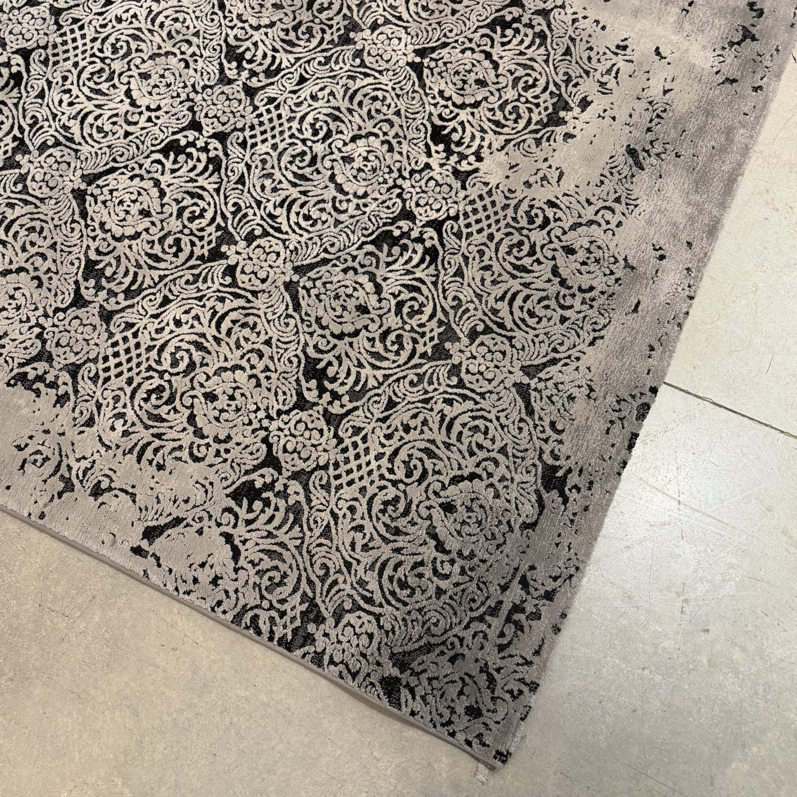 שטיח וינטג׳ שחור אפור דגם סנסה 160/230 - אחרון חיסול !