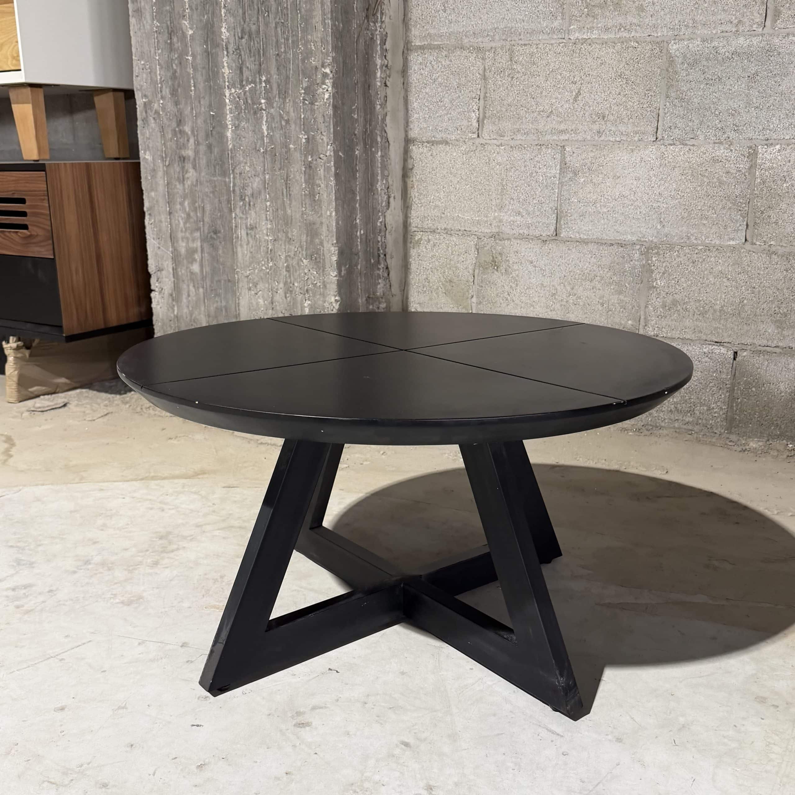 שולחן סלון מעוצב עגול בודד מרצדס שחור - חיסול עודפים!