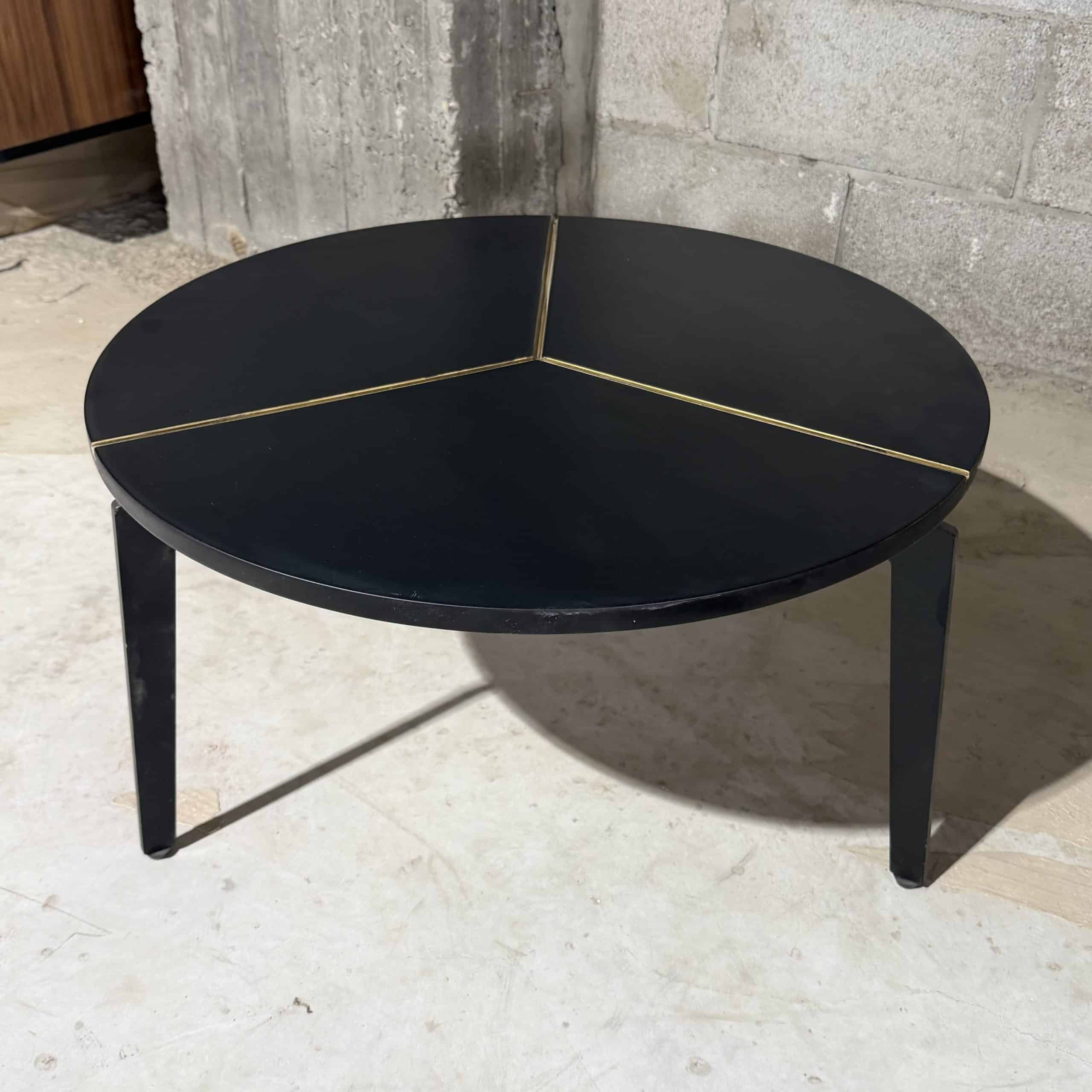 שולחן סלון מעוצב עגול בודד דגם הדס שחור פסי זהב - חיסול עודפים!!