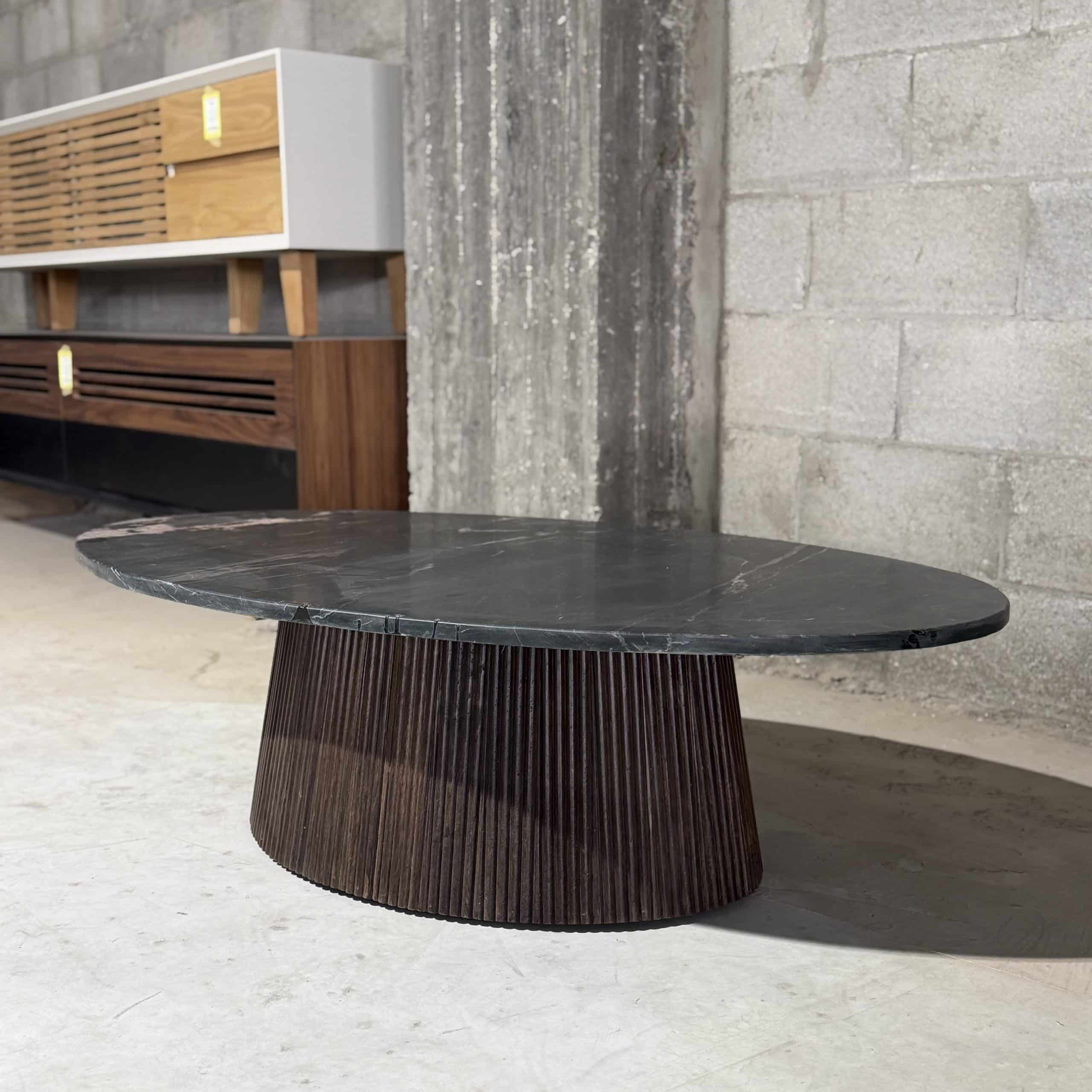 שולחן סלון יוקרתי מרגו בלאק מרבל דגם ליס - חיסול עודפים!!