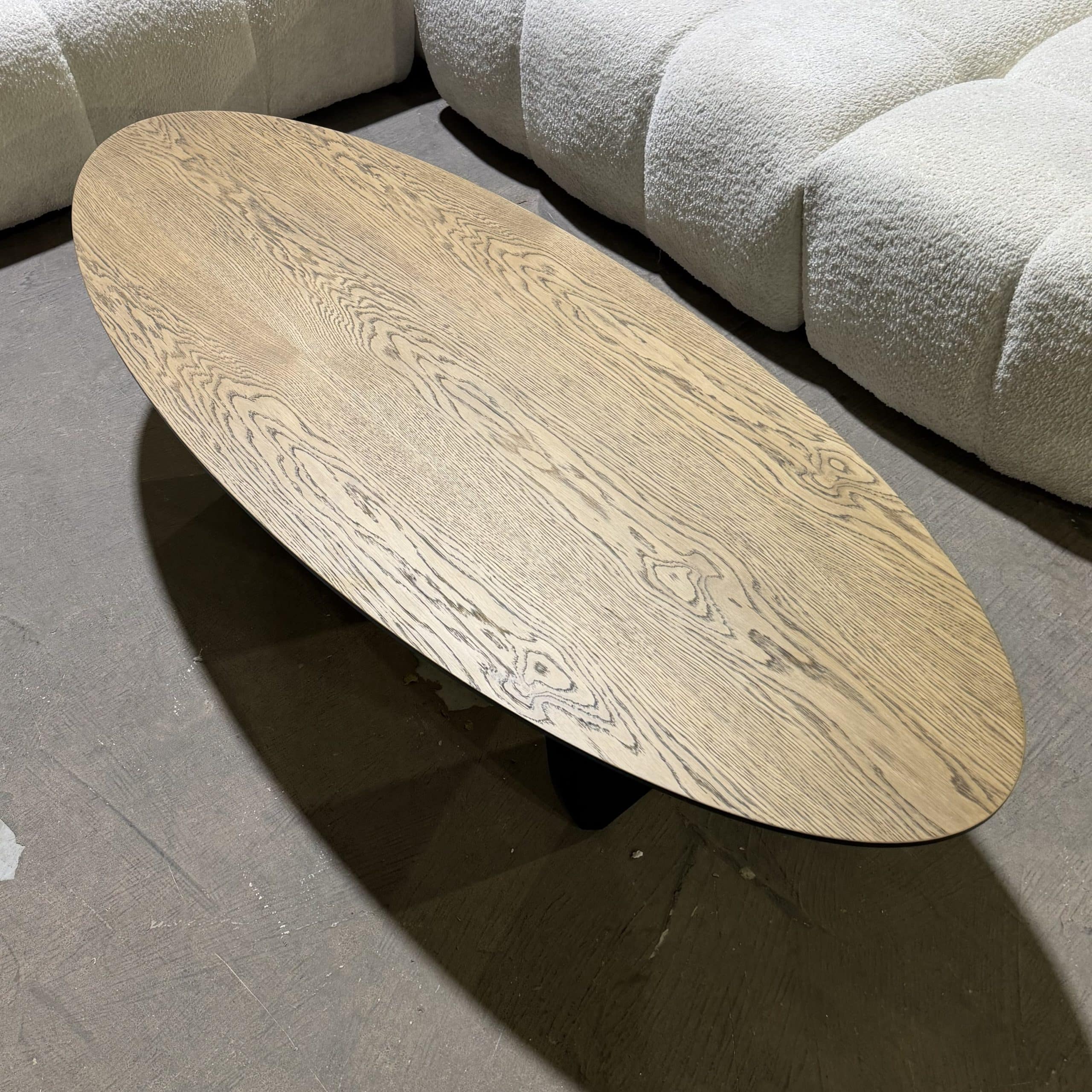 שולחן סלון מעוצב דגם רן אלון מושחר רגל שחורה - חיסול עודפים!!