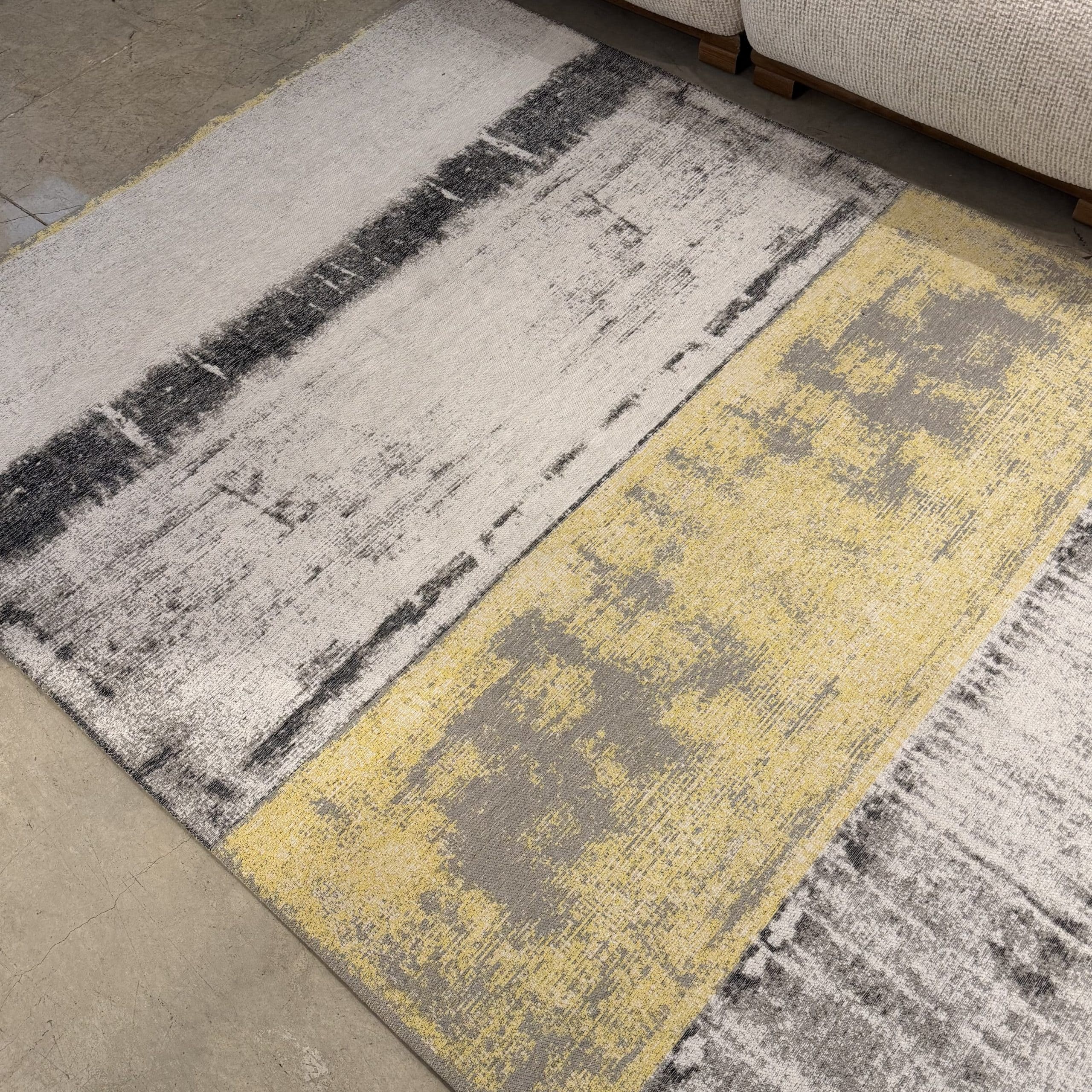 שטיח יוקרתי בגווני אפור צהוב 160/230 דגם וינוס