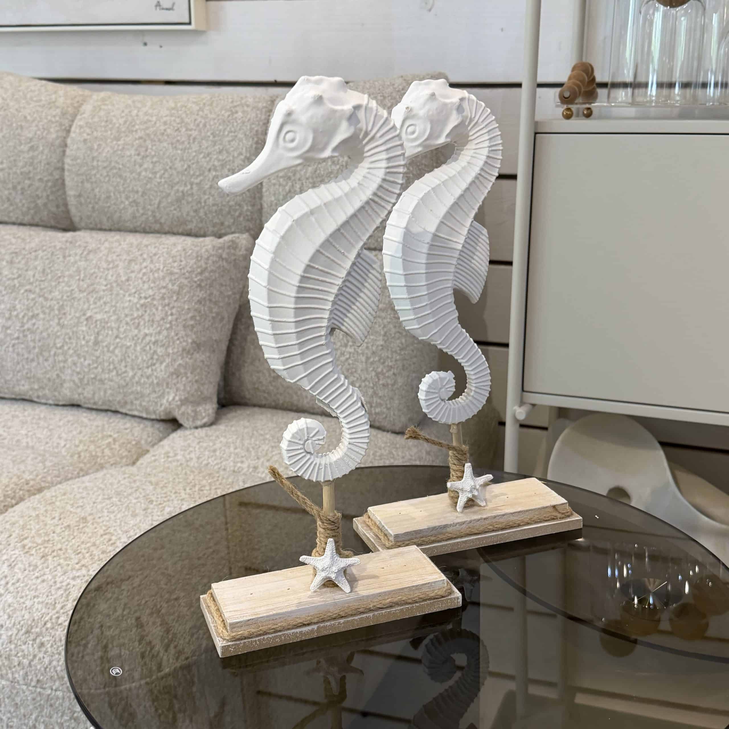 סוס ים דקורטיבי על מעמד גדול דגם סופיה