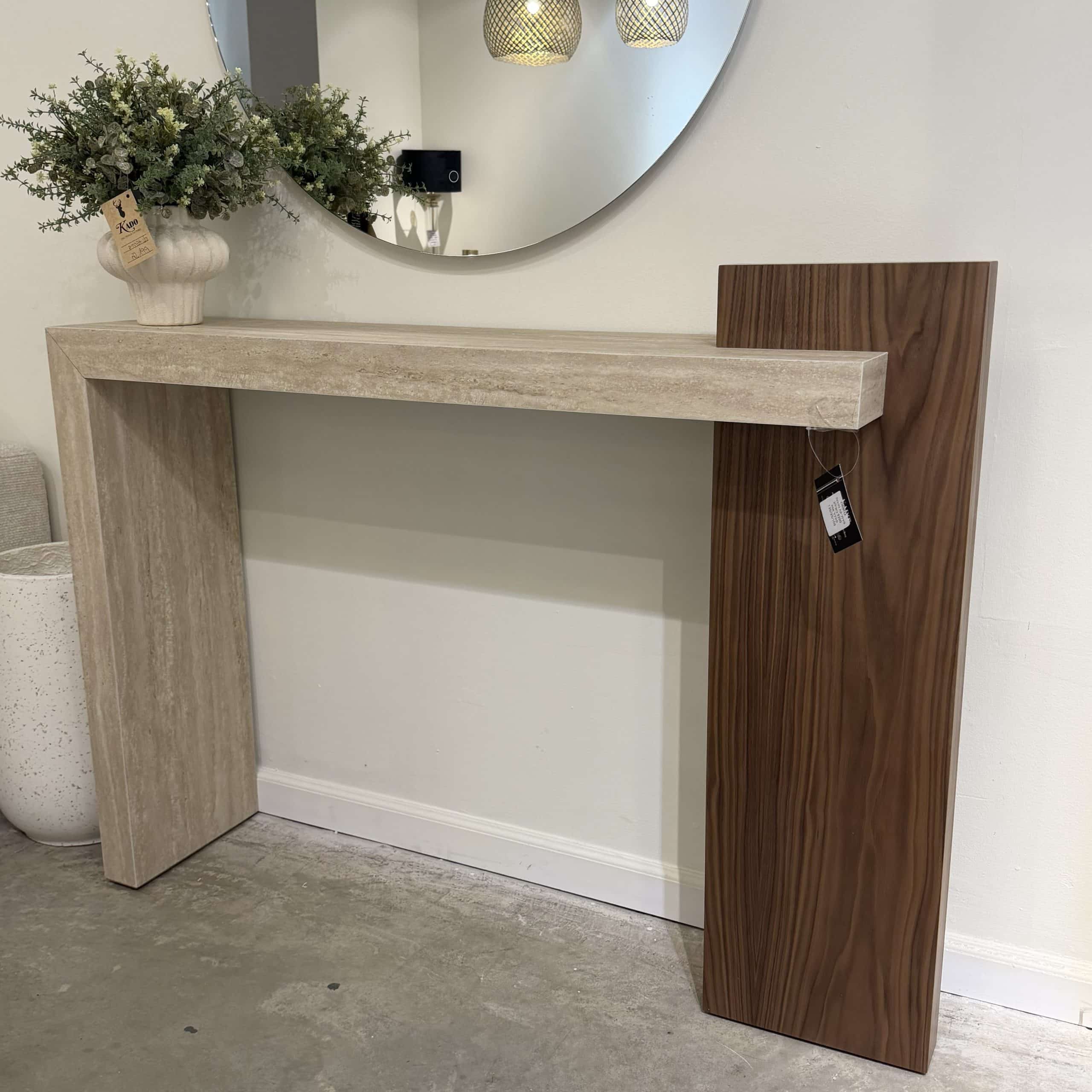 קונסולה יוקרתית דגם בלאר | בעיצוב אישי קונסולה יוקרתית דגם בלאר | בעיצוב אישי