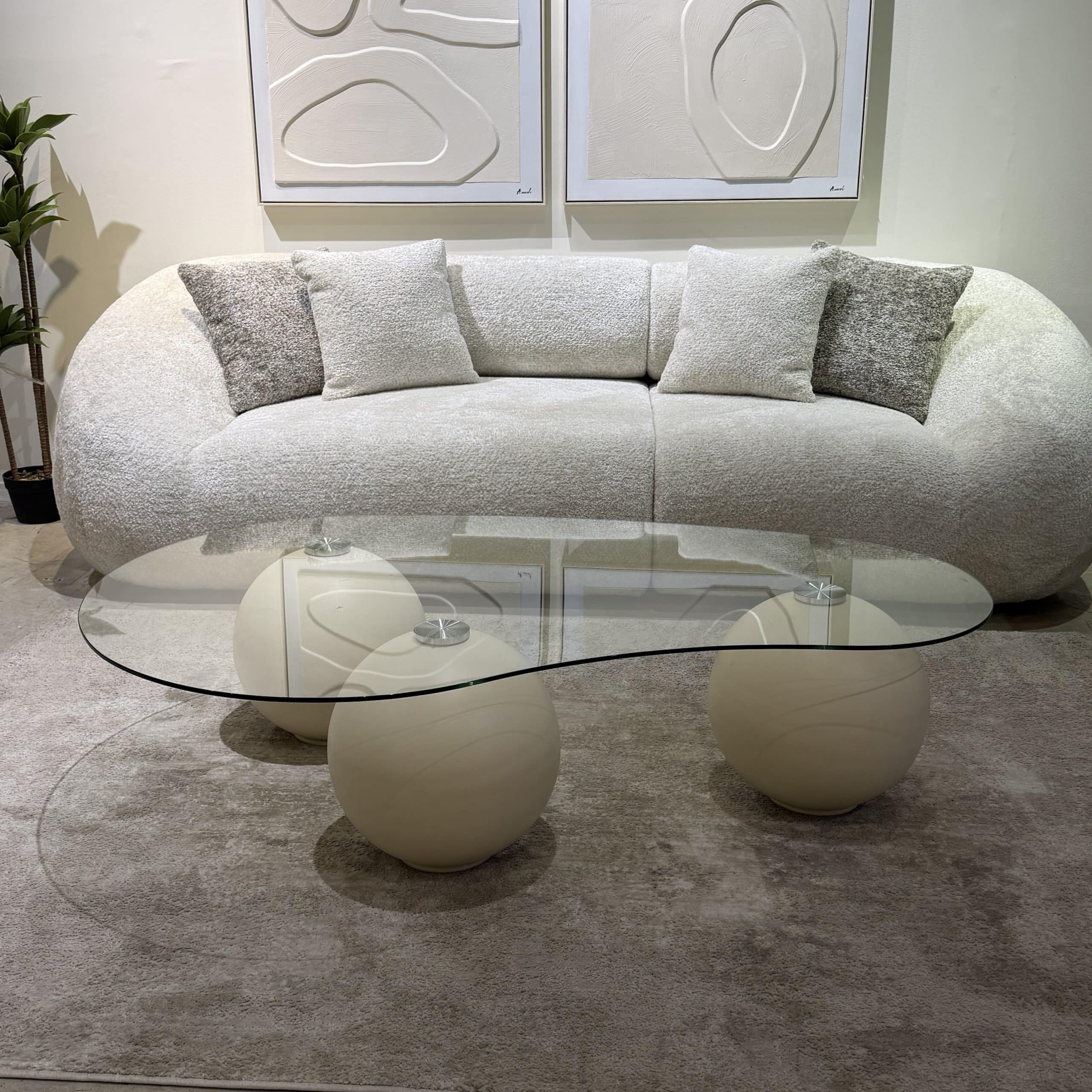 שולחן סלון מעוצב אמורפי זכוכית כדורים שמנת דגם סופיטל | הזמנה עתידית 90 ימי עסקים שולחן סלון מעוצב אמורפי זכוכית כדורים שמנת דגם סופיטל | הזמנה עתידית 90 ימי עסקים