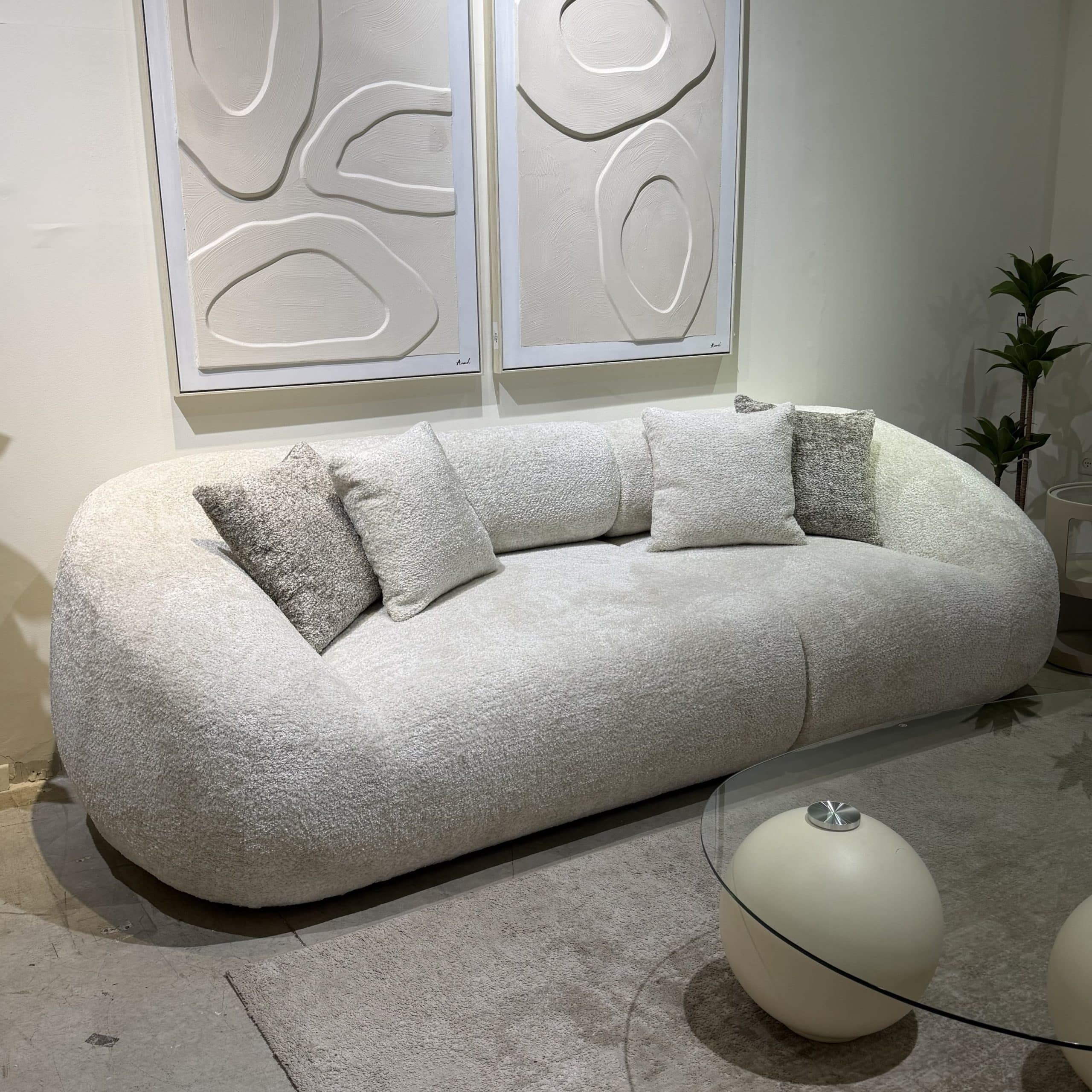 ספה מודרנית אורו בד פלאפי שמנת דגם ראונדי