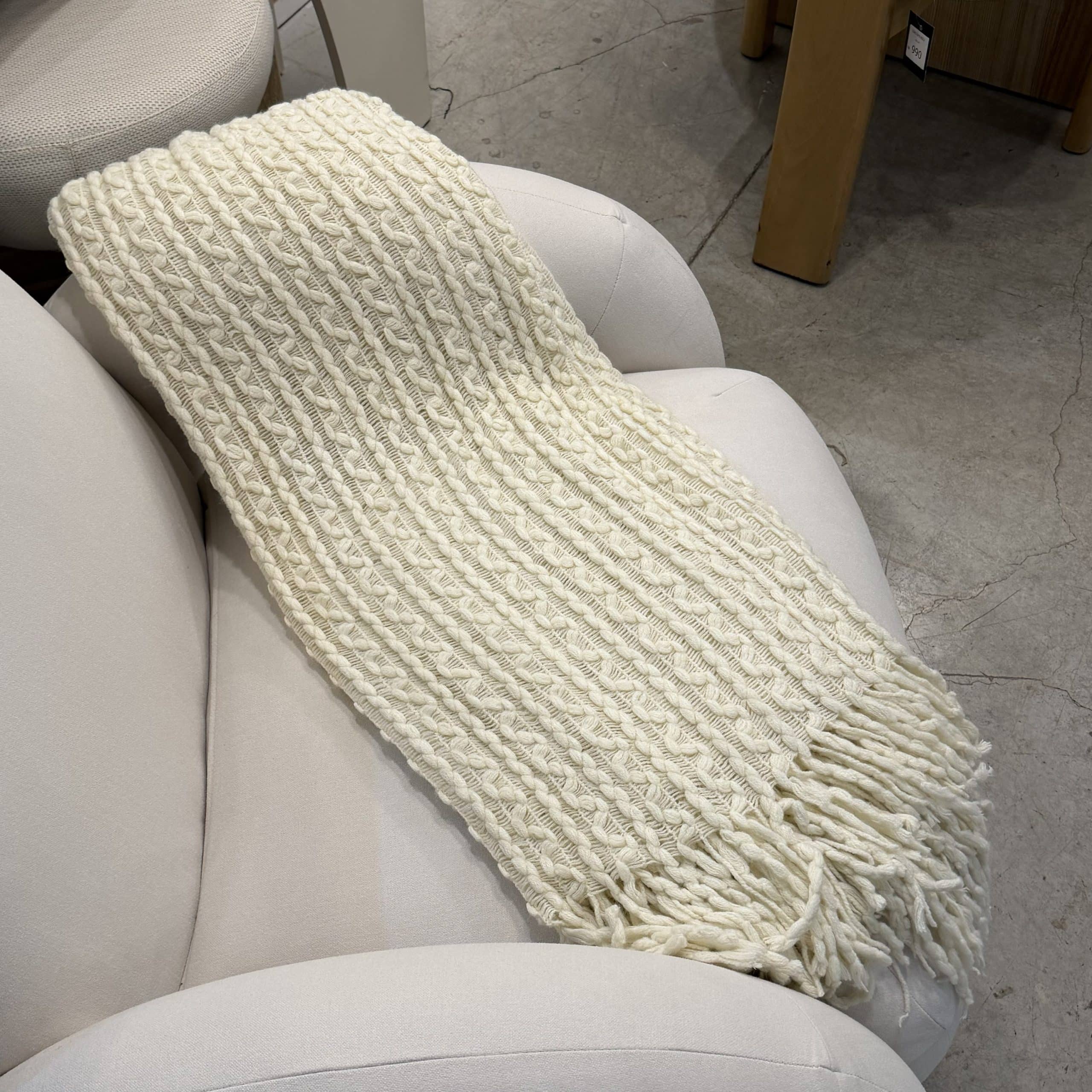 שמיכה כרבולית קלוע שמנת 130/170 ס״מ דגם סופיה