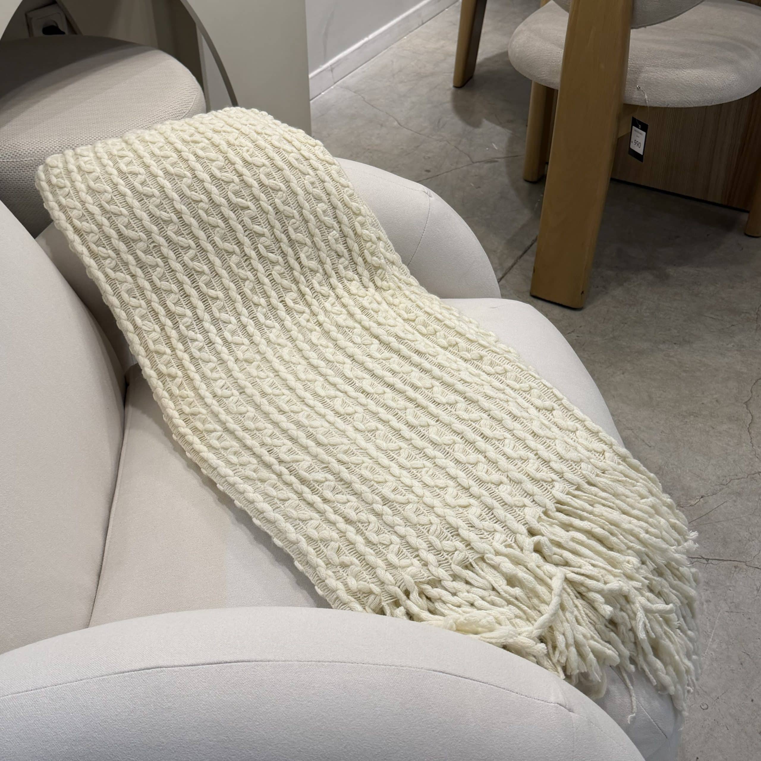 שמיכה כרבולית קלוע שמנת 130/170 ס״מ דגם סופיה