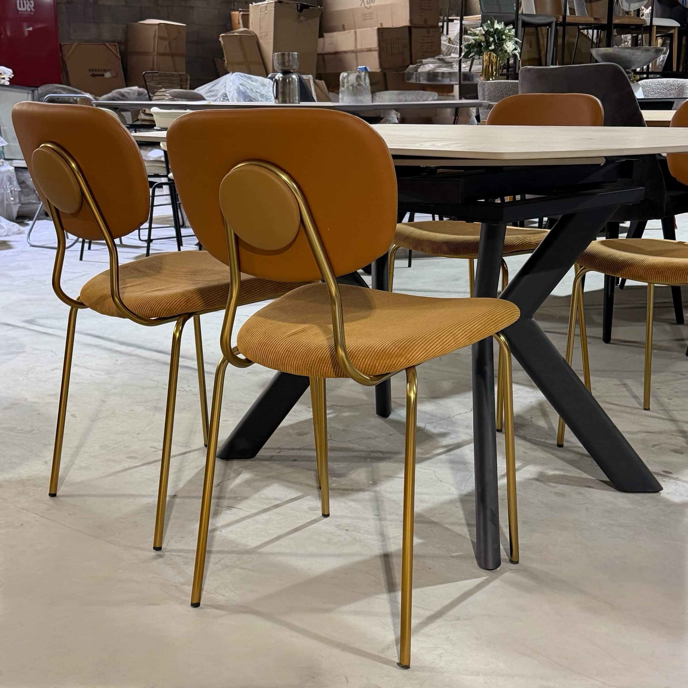 כיסא פינת אוכל מעוצב דגם נורמן עור קאמל מושב קורדרוי חרדל רגל זהב לאו - חיסול עודפים!! כיסא פינת אוכל מעוצב דגם נורמן עור קאמל מושב קורדרוי חרדל רגל זהב לאו - חיסול עודפים!!