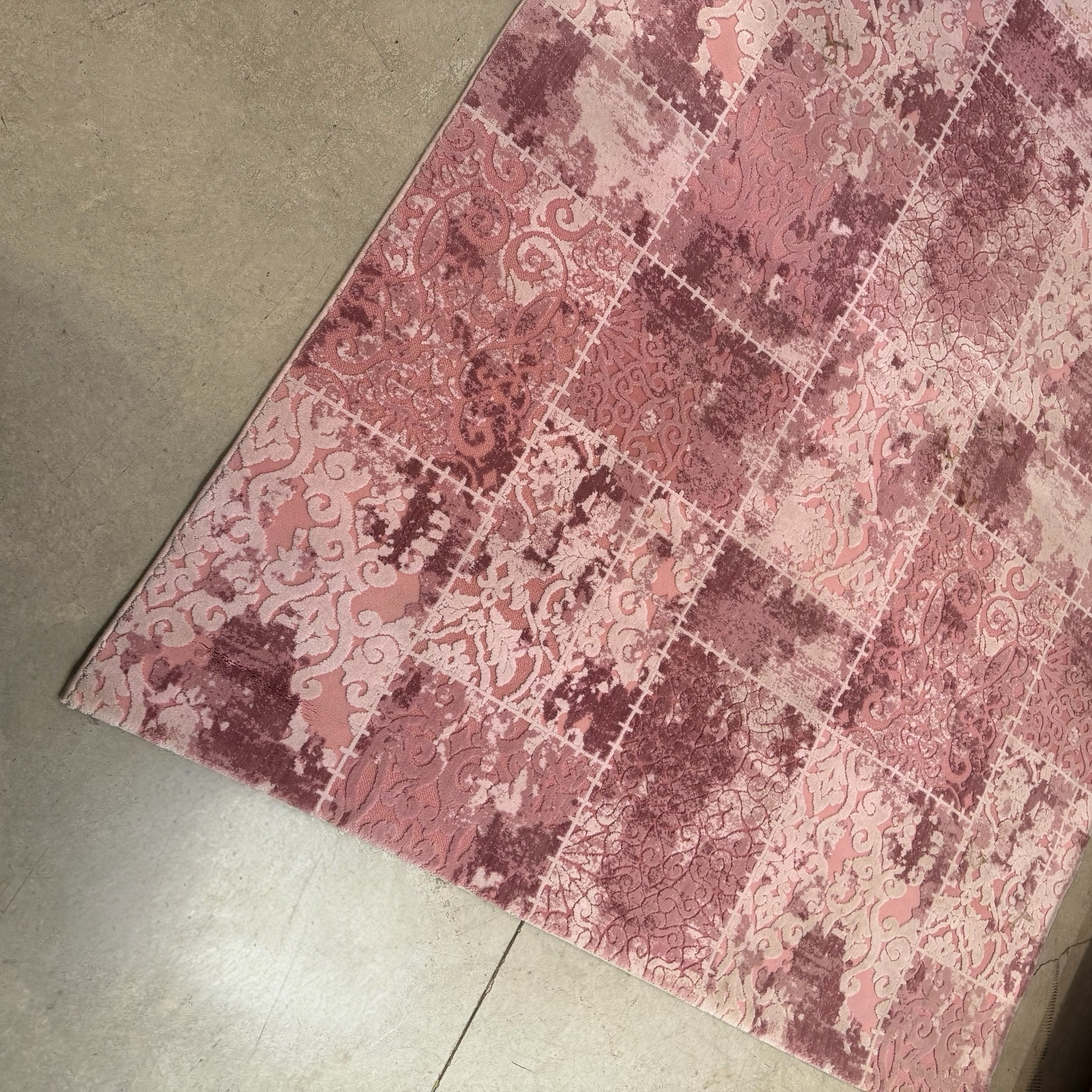 שטיח יוקרתי ורוד 160/230 דגם אמדאוס