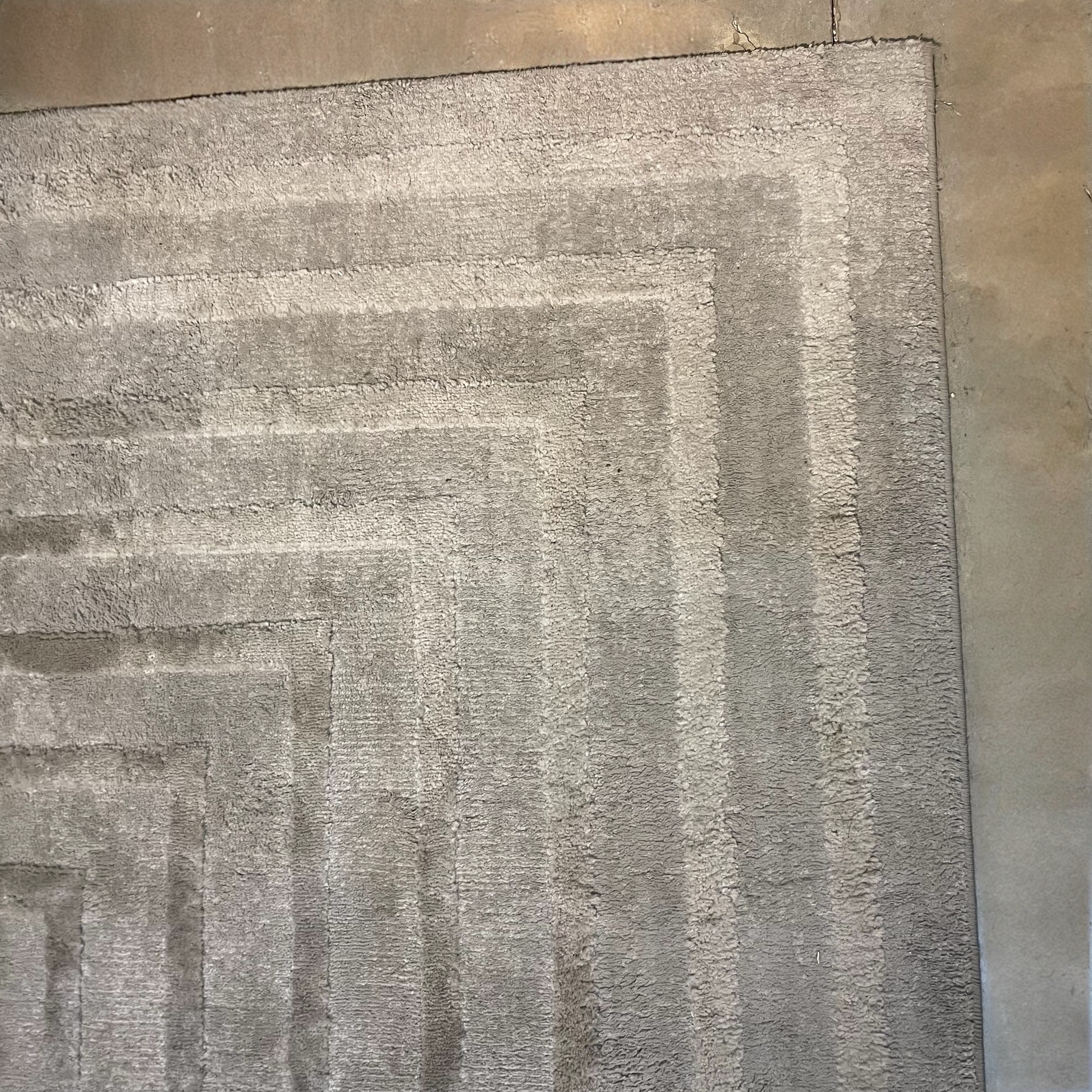 שטיח מודרני מלבנים בגוון אפור 160/230 דגם אורטל חיסול מתצוגה !