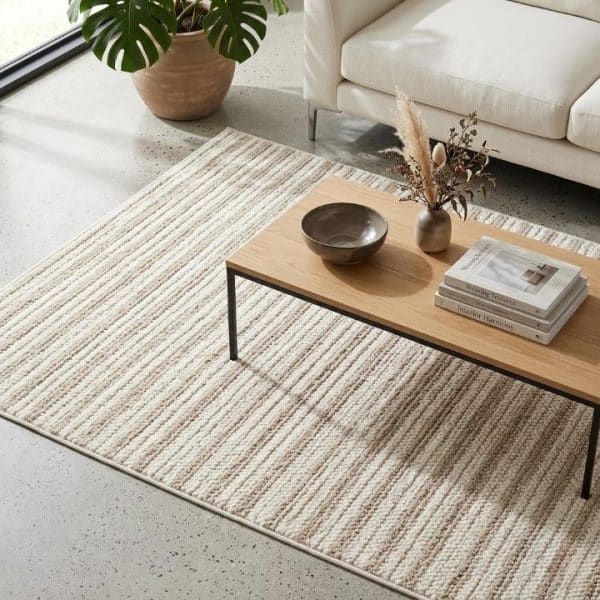 שטיח פסים גווני שמנת בז דגם רובי | גדלים לבחירה