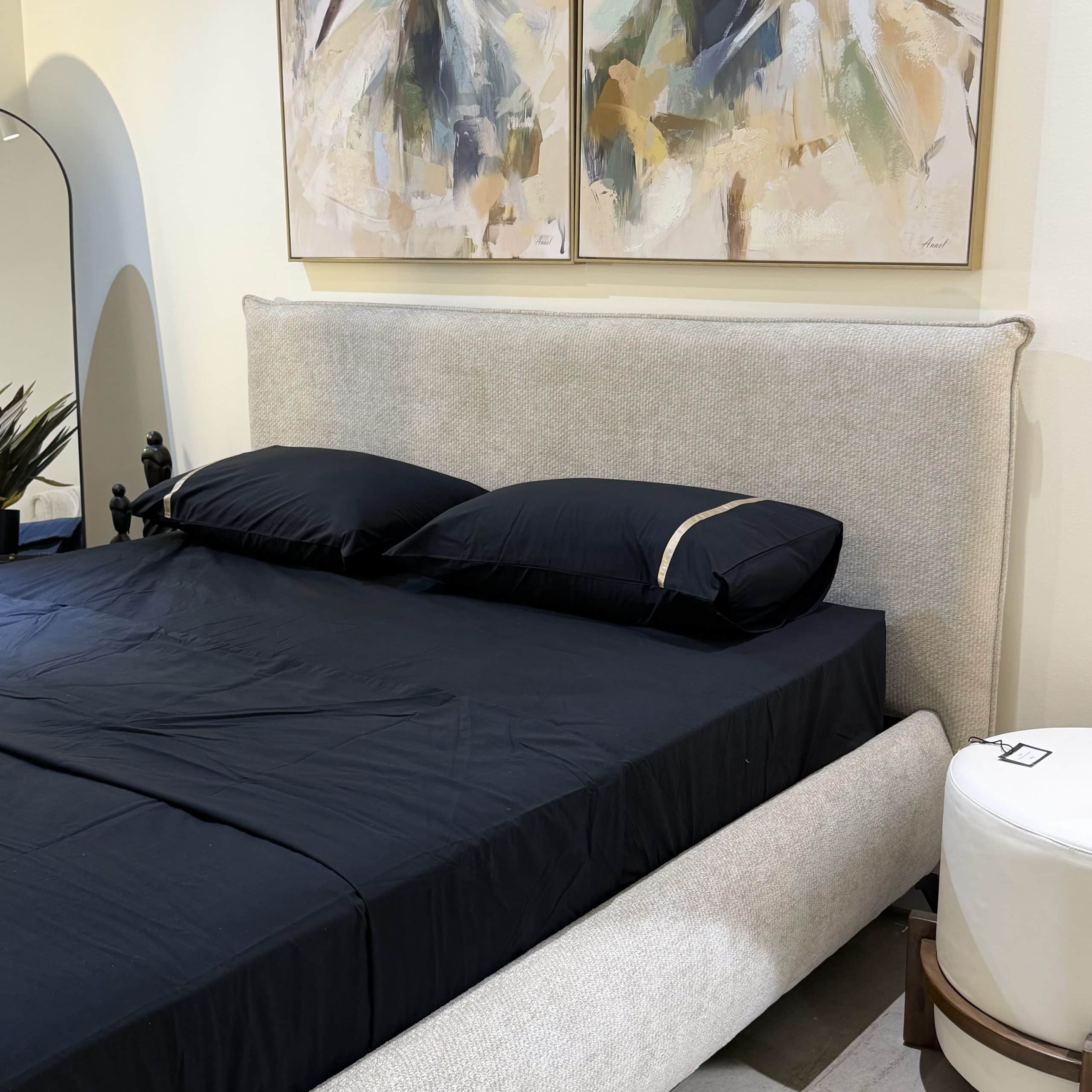 מיטה מעוצבת דגם וואליס בגוון בז | חום קפה דגם טינו