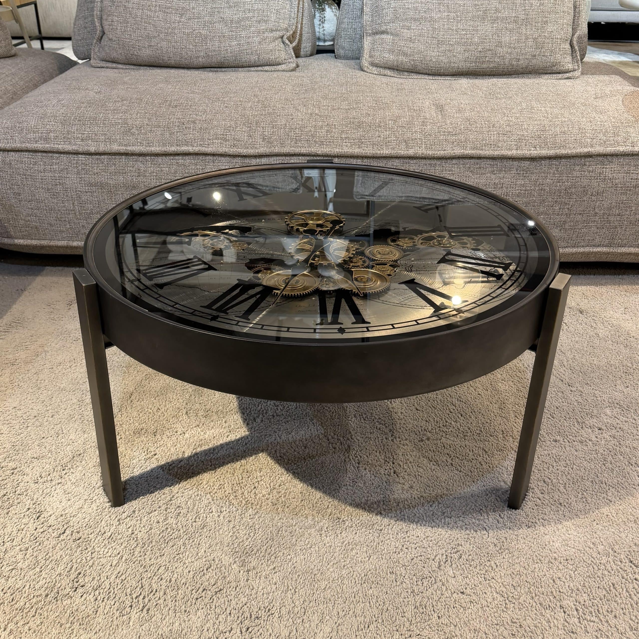 שולחן סלון יוקרתי שעון וזכוכית רגל זהב פליז דגם סופיה שולחן סלון יוקרתי שעון וזכוכית רגל זהב פליז דגם סופיה