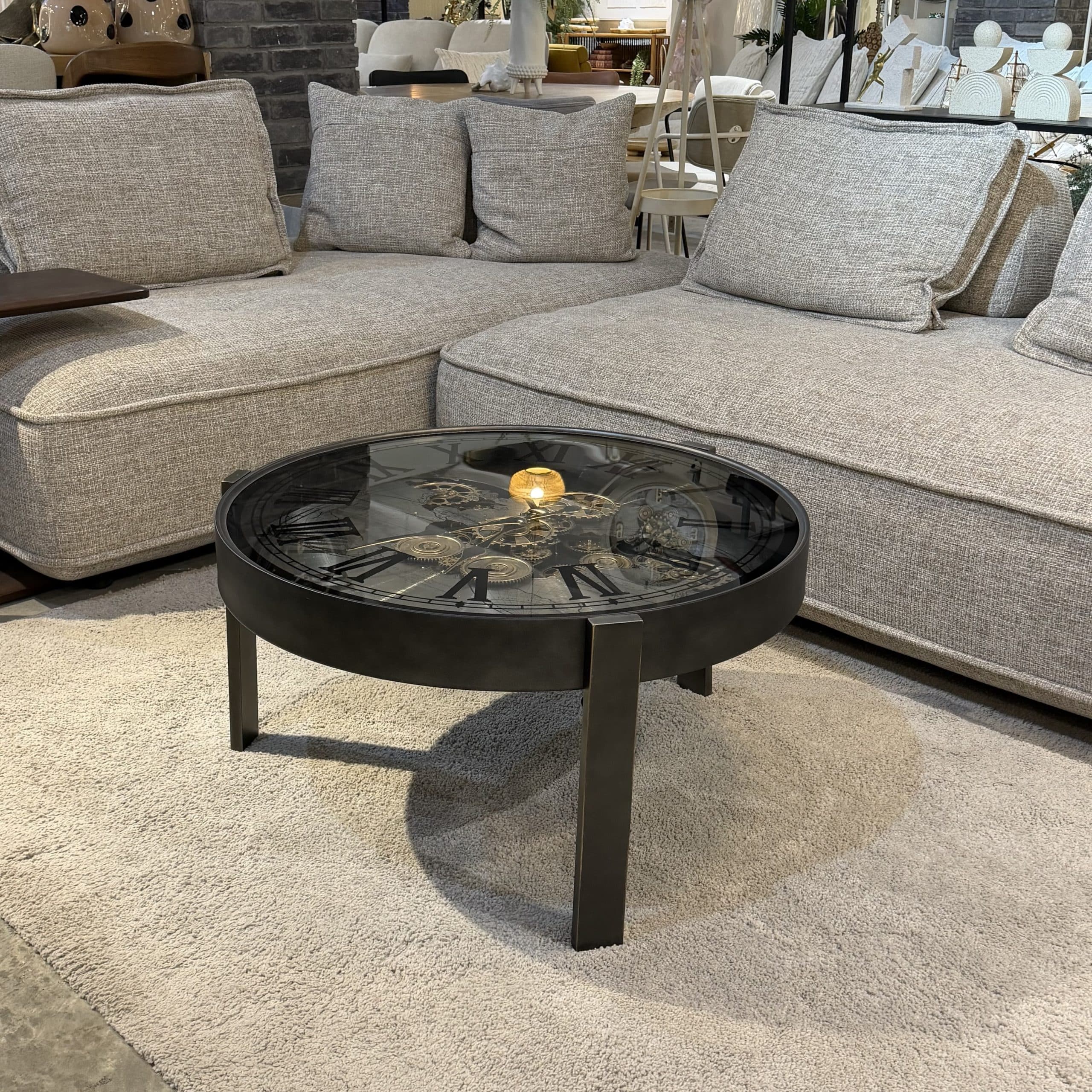 שולחן סלון יוקרתי שעון וזכוכית רגל זהב פליז דגם סופיה שולחן סלון יוקרתי שעון וזכוכית רגל זהב פליז דגם סופיה