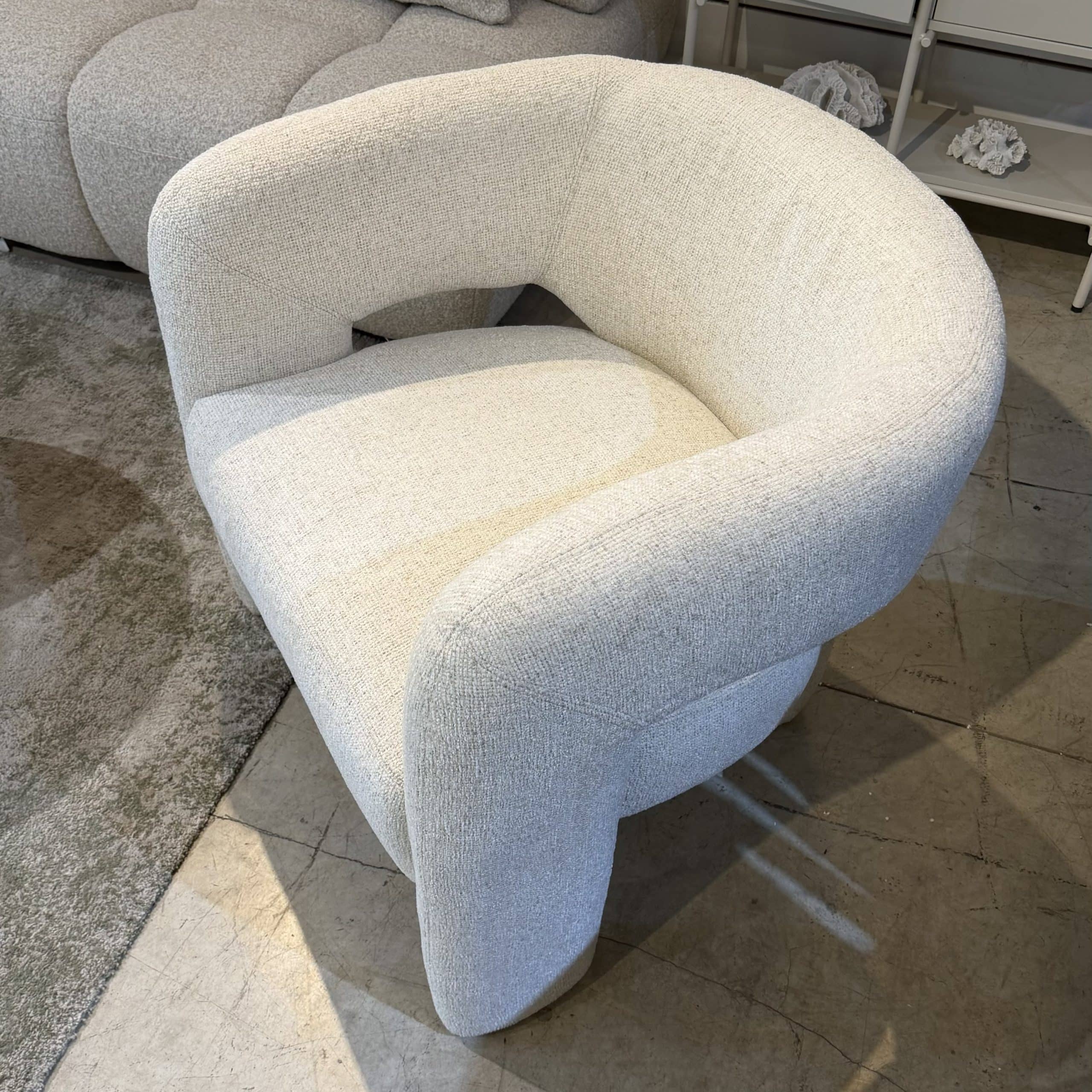 כורסא מעוצבת מורגן אריג שמנת דגם ראונדי