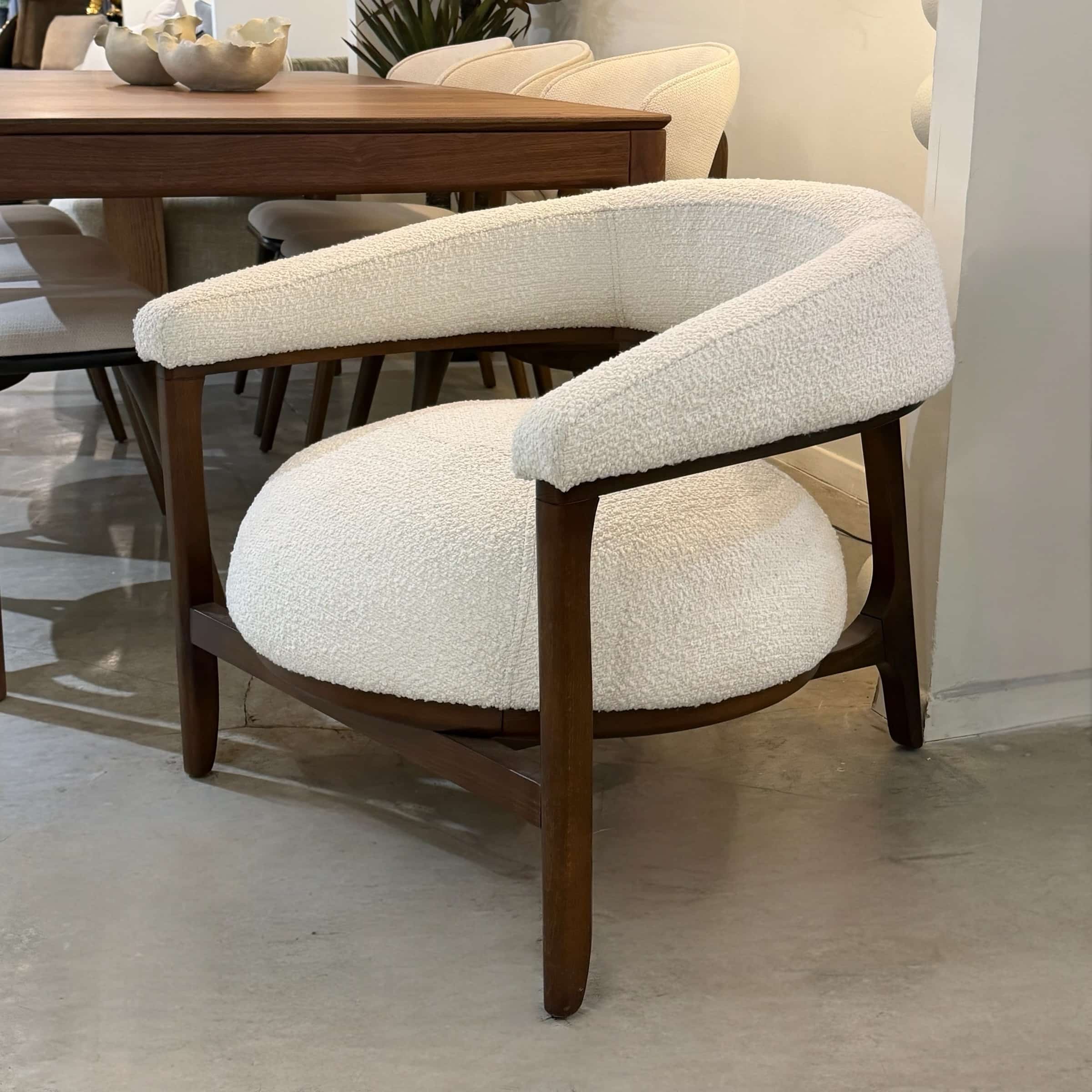 כורסא מעוצבת ומעוגלת דגם ברברה | בעיצוב אישי