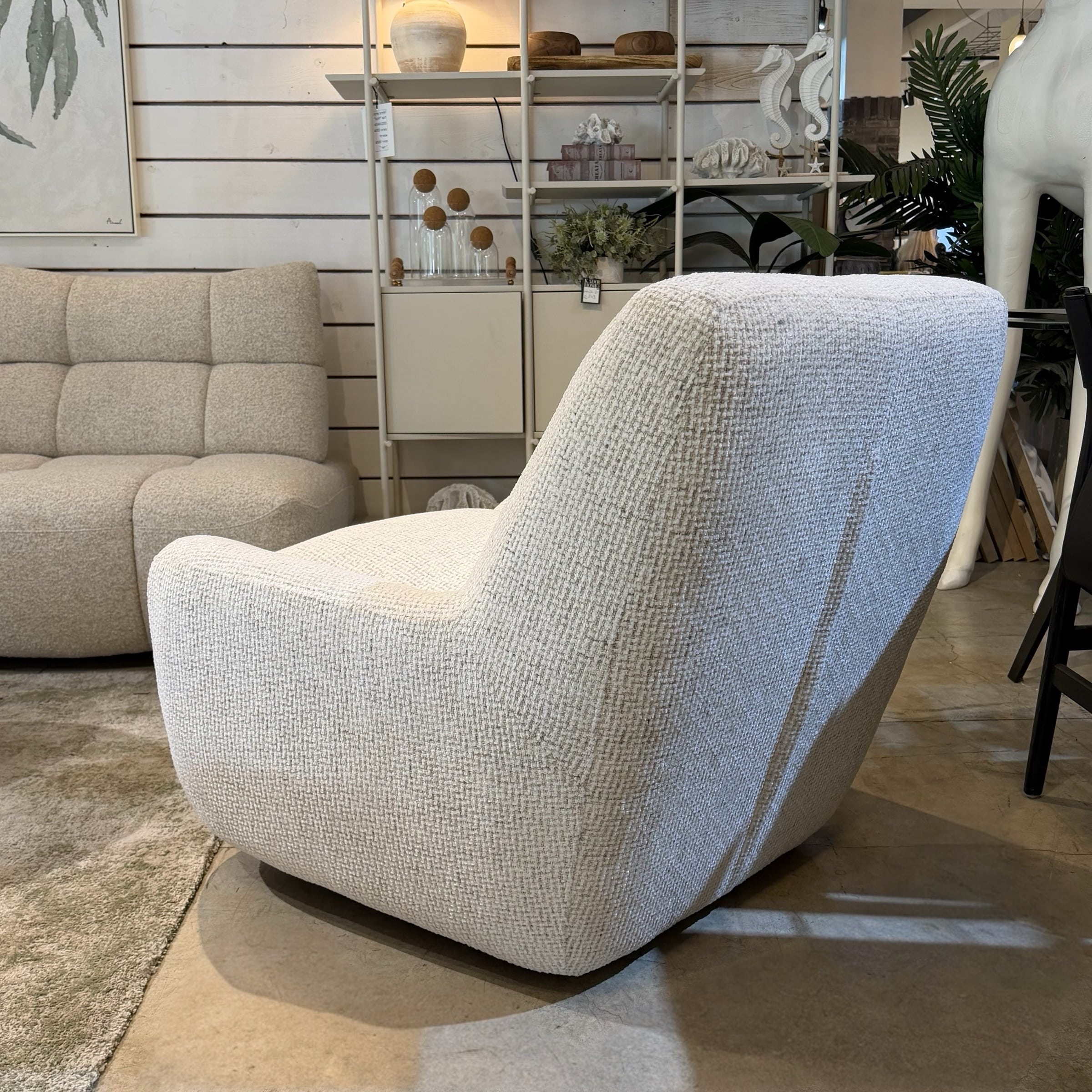 כורסא מפנקת ומסתובבת דגם טסלה | בעיצוב אישי