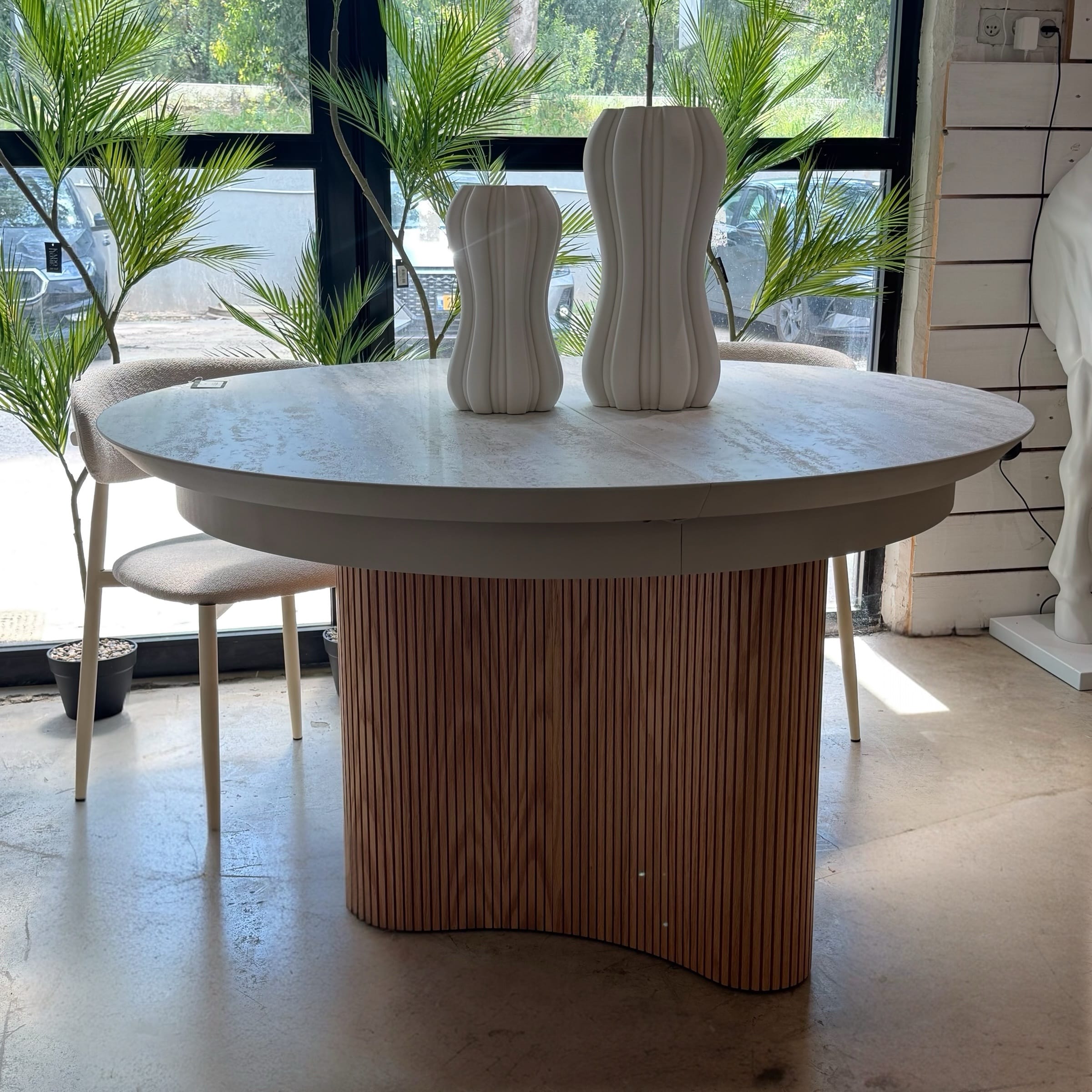 שולחן אוכל עגול יוקרתי דגם ספארק | בעיצוב אישי שולחן אוכל עגול יוקרתי דגם ספארק | בעיצוב אישי